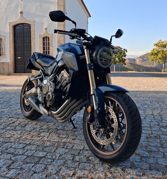 Honda CB 650R Neo Sports Café  95cv
