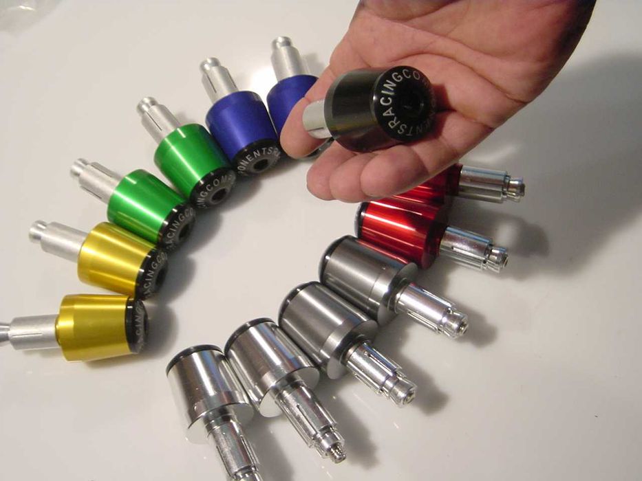 Topos para guiador ou avanços de mota