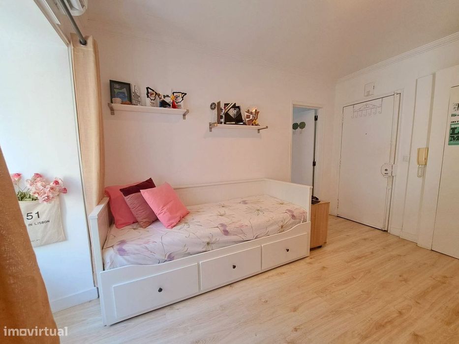 Lovely 1 bedroom in Cais do Sodre!