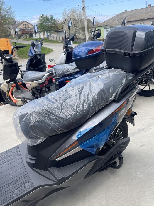 Доставка безкоштовна  Електроскутер Sok moto Volf 2999w
