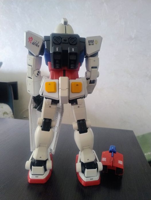 Робот RX-78-2 Gundam