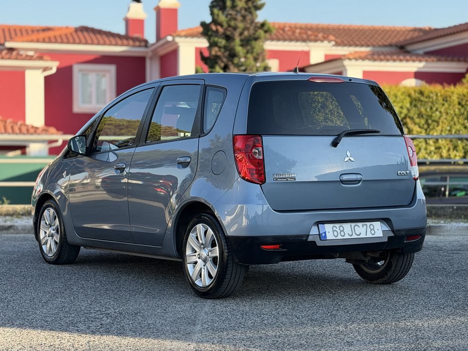 Mitsubishi Colt 1.1 - 99.000km - 2010 - Garantia 18 meses