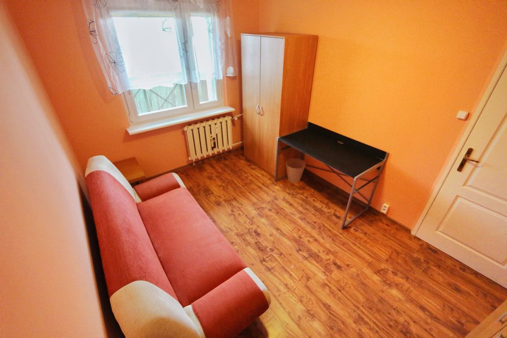 3 pokoje z dużym balkonem, osobna kuchnia i toaleta, duża piwnica, miejsca parkingowe – WROCŁAW, GAJ (ul. Działkowa) - Widok 3