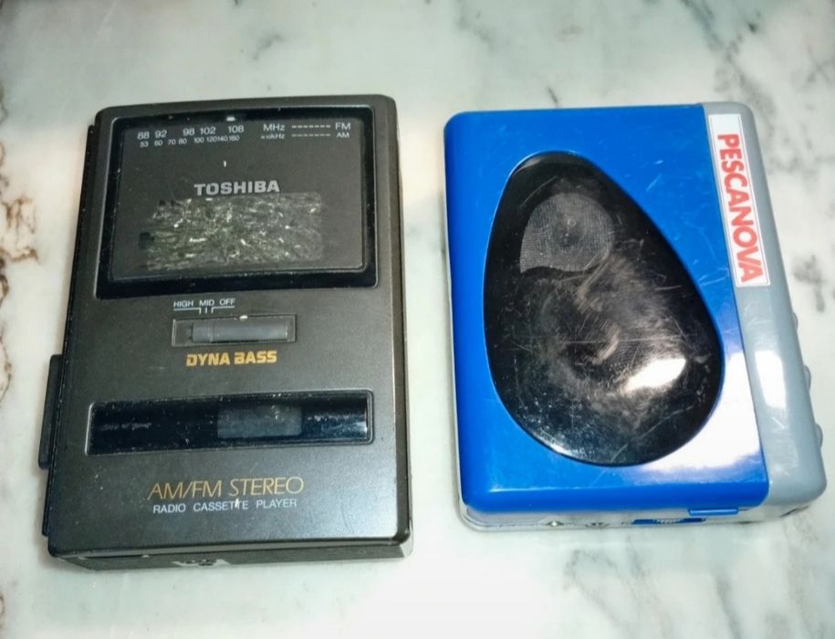2 Walkmans Vintage
