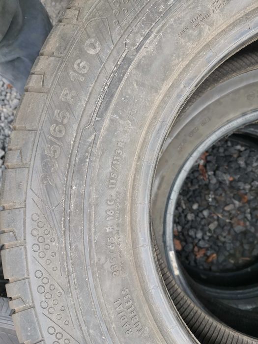 bus lato Continental 235/65/16C 8.5mm z 2021r 2szt