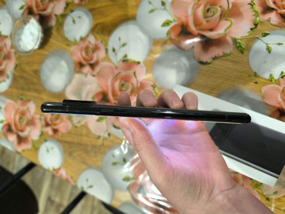 Продам Google pixel 6 Pro в ідеальному состоянии