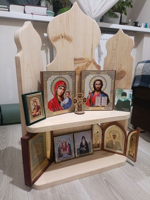 Иконостас домашний полка для икон киот из дерева