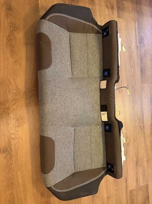 Kanapa / Siedzisko tył Toyota Corolla E21