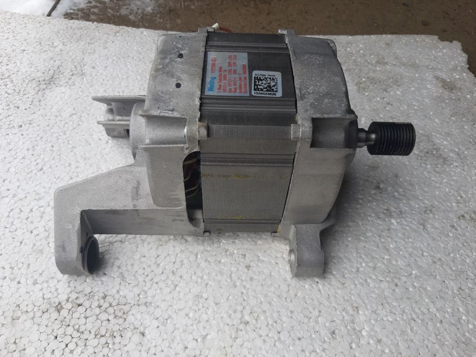 Мотор до пральної машини AEG