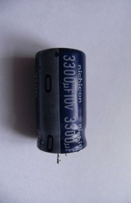 Kondensator 3300uF/10V Nichicon oryginał z płyty głównej A500 ZA DARMO