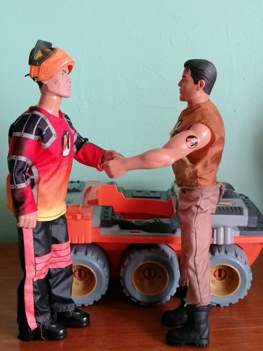 Action Man (2) +  Carro Extreme