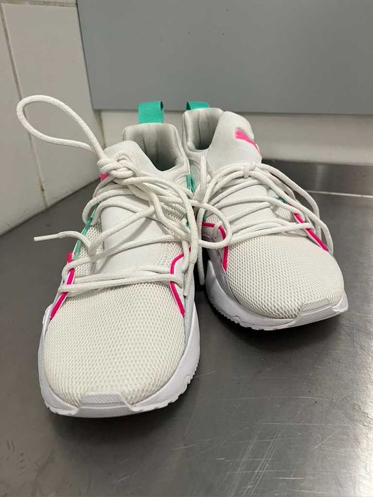 Puma białe muse Maia Street