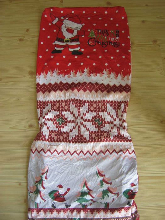 Pokrowiec na krzesło z Mikołajem choinkami 2 sztuki