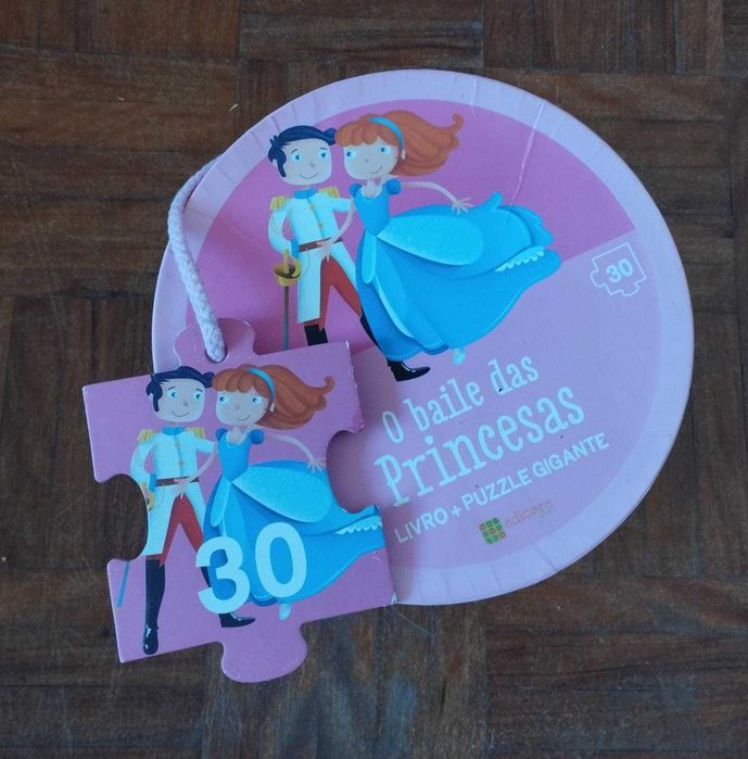 Puzzle + livro "O baile das princesas"