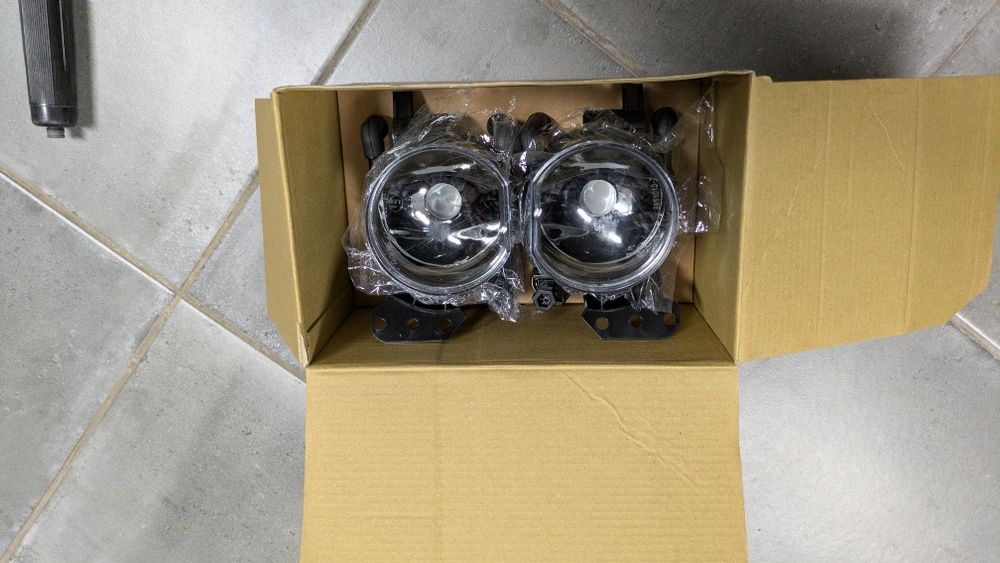 Pára-choques Frontal M para BMW E90/E91/E92 LCI