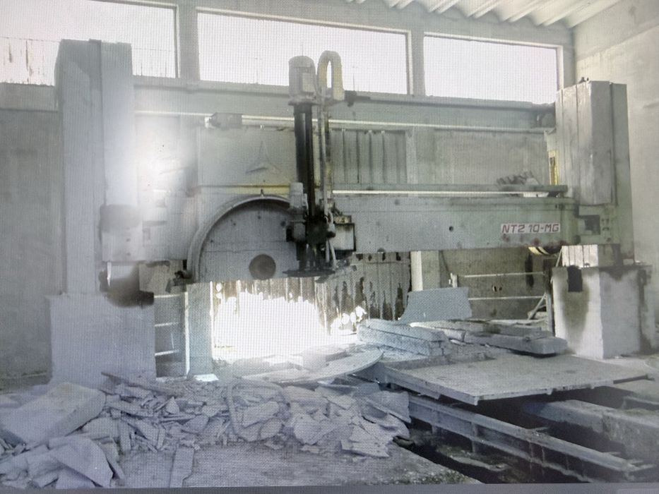 Máquina de Corte Pedra 10 discos - SIMEC
