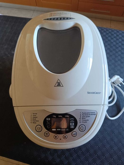 máquina fazer pão