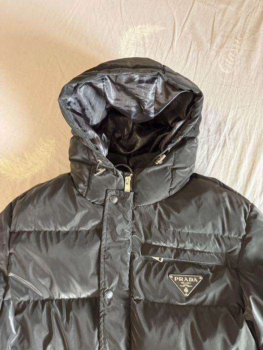 Пуховик Prada