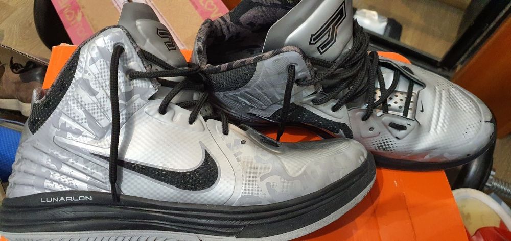NIKE buciki do kosza w rozm. 44