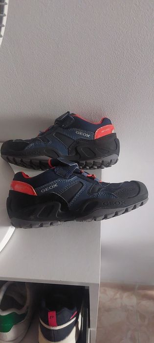 Tenis Geox N° 31 Usado poucas vezes faço entrega