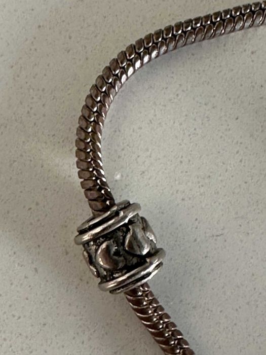 Pulseira em metal Pandora