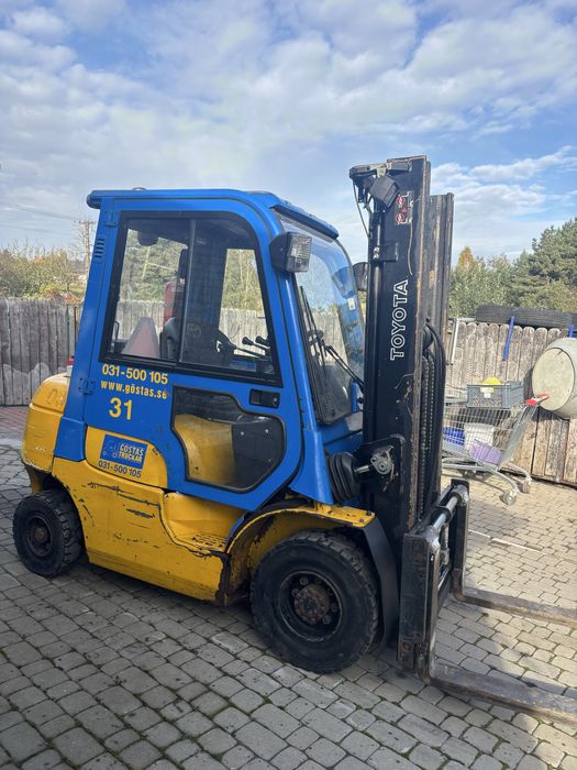 Wózek widłowy widlak toyota 7FDF20