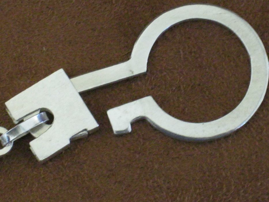 Porta Chaves em Prata Maciça de Lei 835`/.. C/Contraste