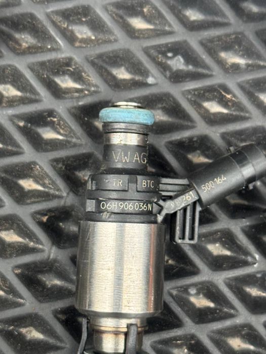 Форсунки VAG Audi A4 B8