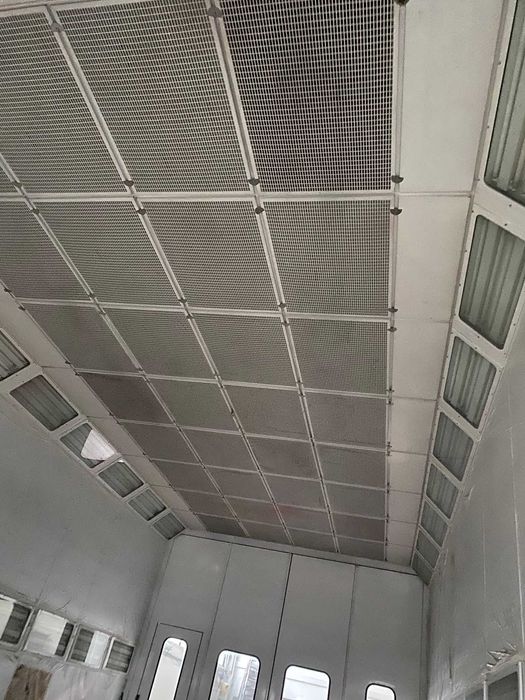 Kabina lakiernicza Saico 10 x 5 x 5 m przejazdowa