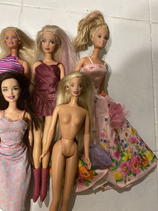 Bonecas barbie desde 2€ a 28€ cada