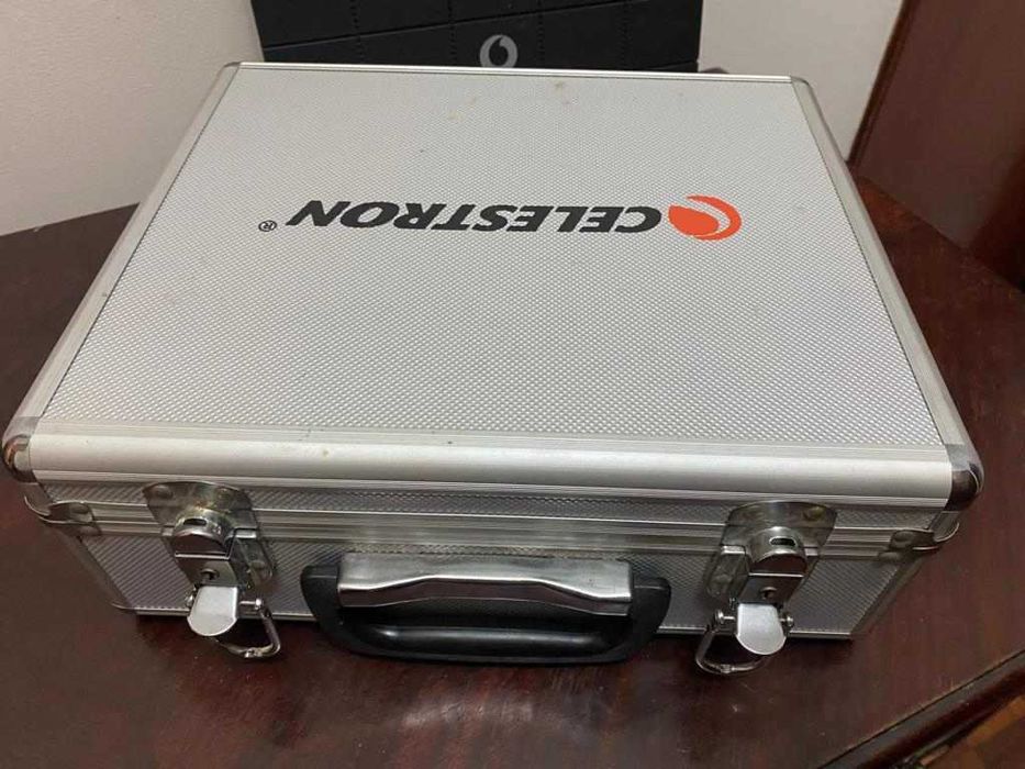 Telescopio Celestron omni XLT 102 com Kit ocular e lentes de filtro