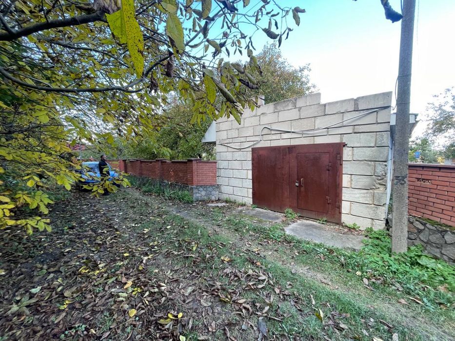Продам Дом 140м с. Забуянье 53сот участок под Киевом 60км до метро