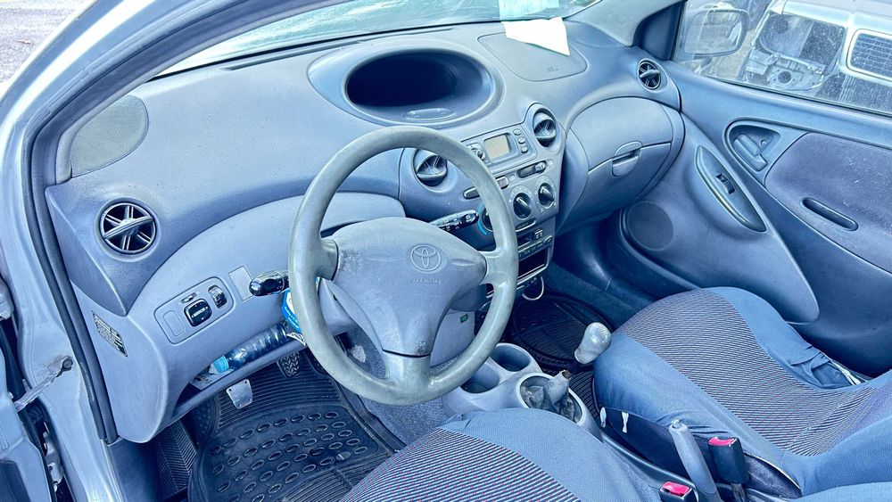Toyota Yaris 1.4 4D4 Só Para  Peças