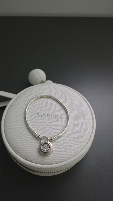 Sprzedam bransoletke Pandora