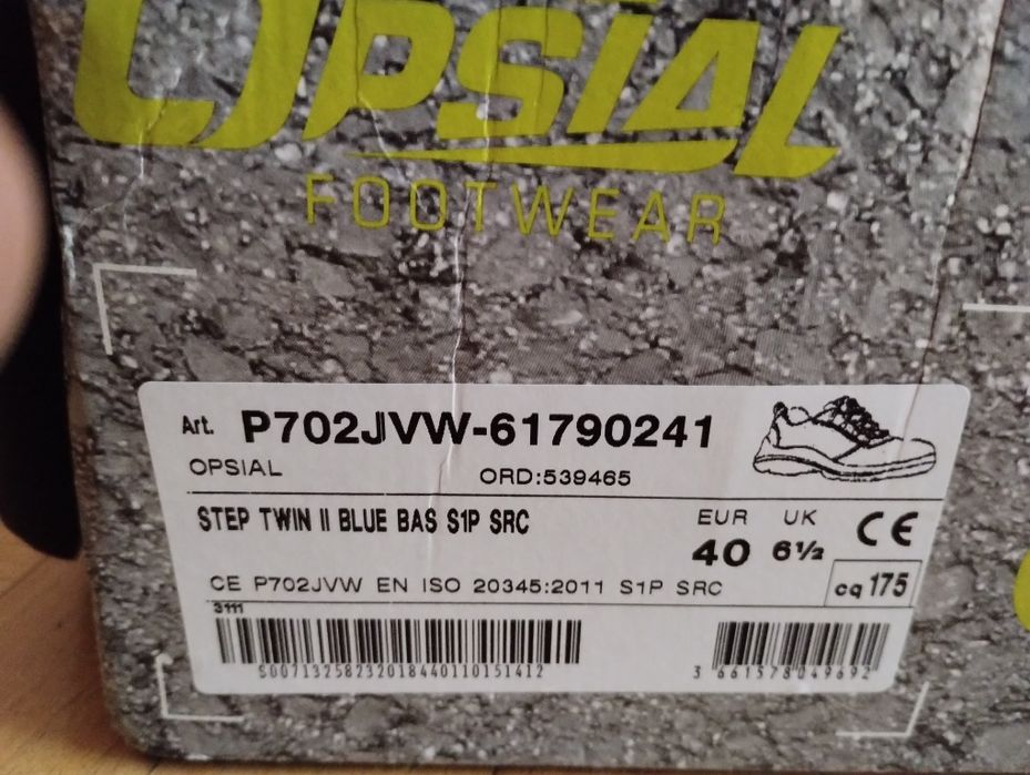 Nowe Buty robocze z noskiem bezpieczne opisal 40