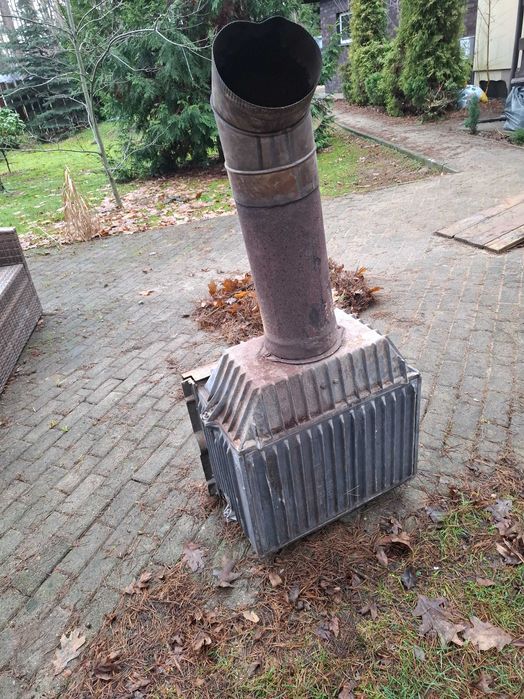 Wkład kominka z rozbiórki.