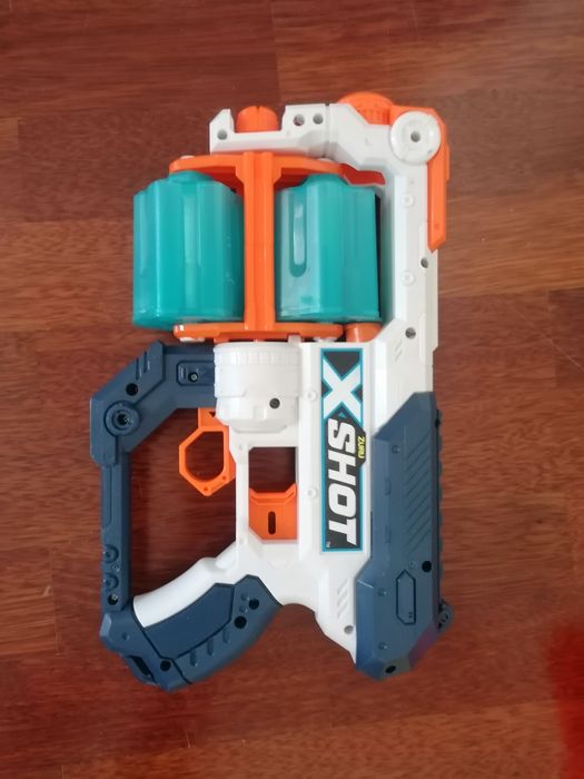 Conjunto de 4 pistolas X shot nerf