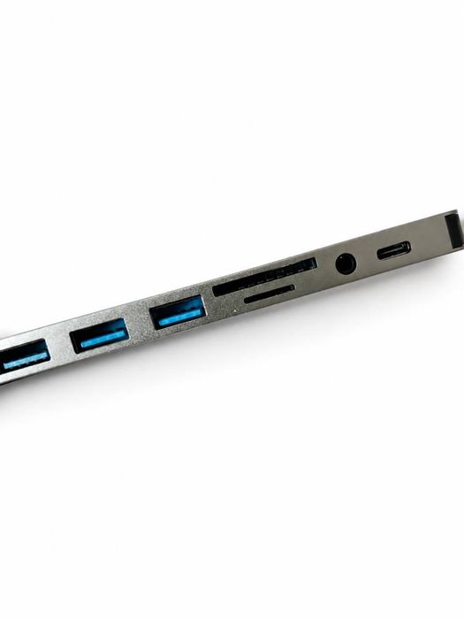 USB-C Hub 8-в-1 | 3×USB | SD | TF | AUX | USB-C | Алюмінієвий корпус