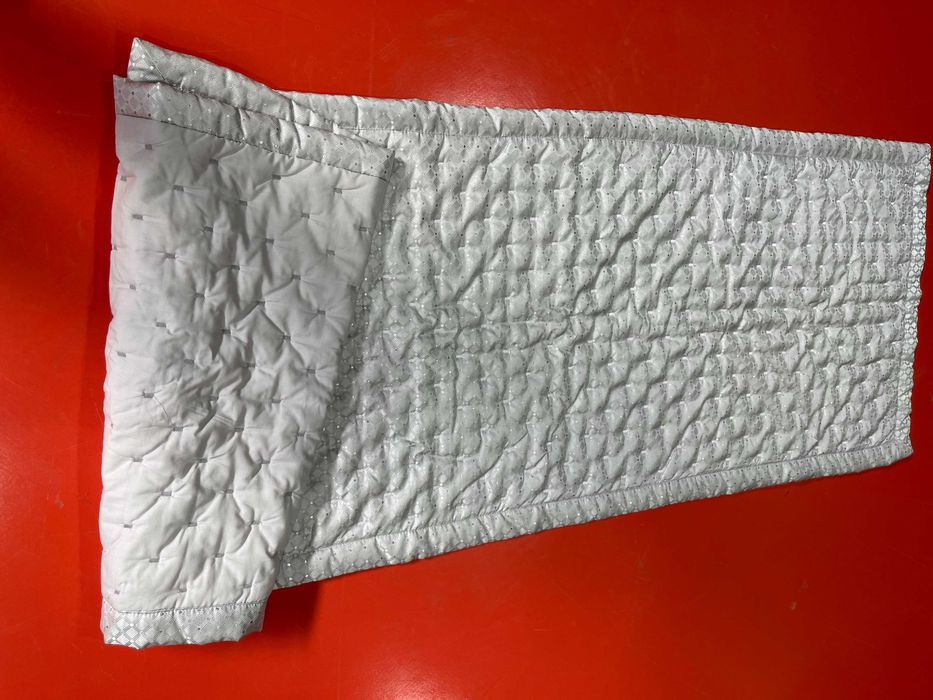 Caminho de cama de estilo cinza Zara Home 215X66cm Preço 15€