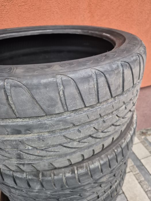 Opony letnie Firestone 245/40 R18