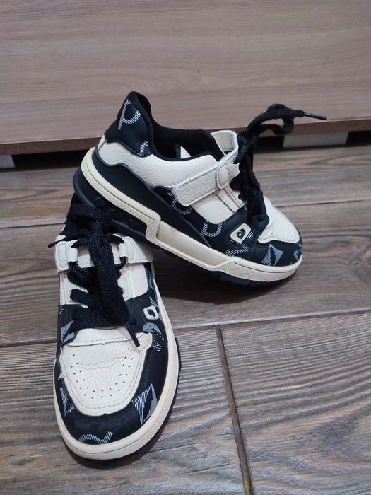 Класні ,стильні кросівки ,кеди, весна - осінь, 30 розмір