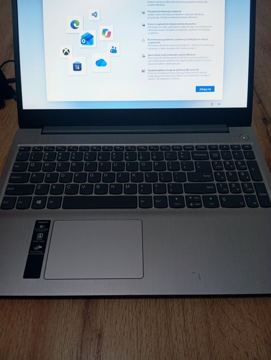Lenovo IdeaPad 3 15IIL05, 15.6", i5-1035G1, 8GB RAM, 512SSD