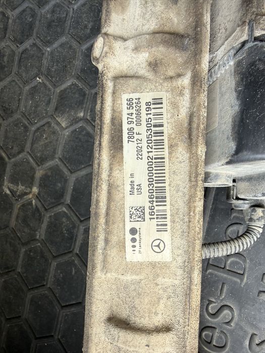 Рульова рейка Mercedes Ml w166 A1664603000