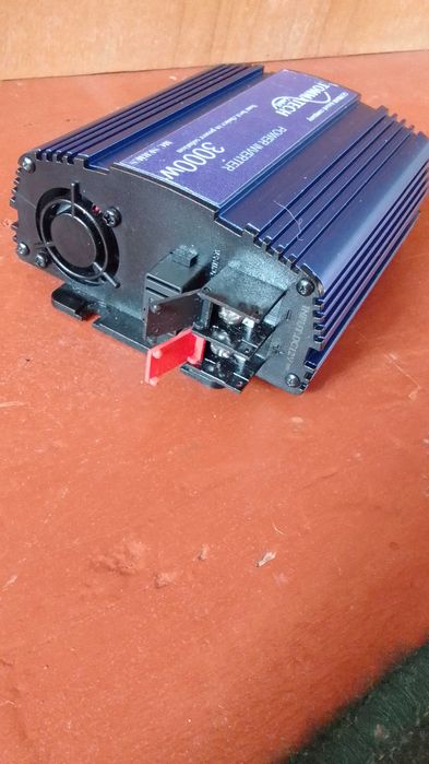 інвертор 300Вт новий