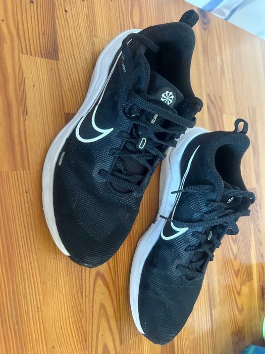 buty sportowe nike rozm. 40cm, czarne, stan b.dobry