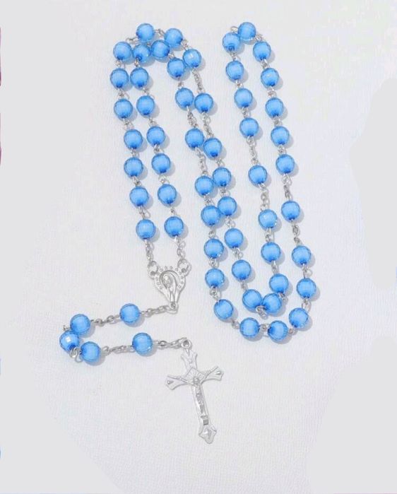 Terço novo azul na embalagem - prenda / presente