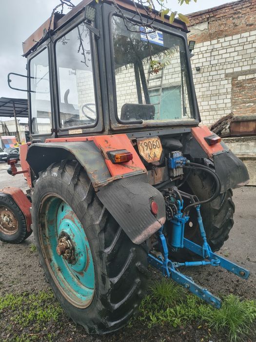 Трактор ЮМЗ 8073.
