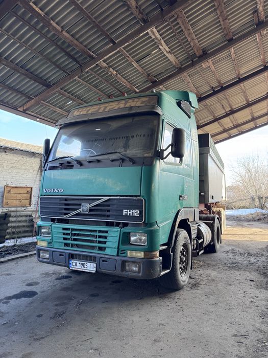 ПРОДАМ Сідельний тягач Volvo F12 у комплекті з напівпричепом.