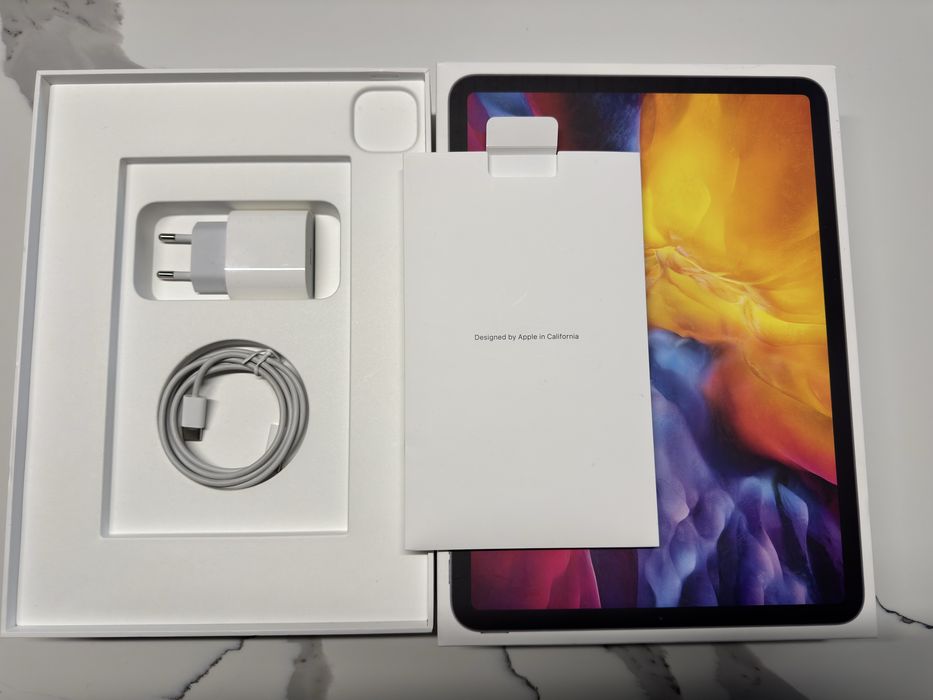 iPad Pro 11” (2ª Geração) + Magic Keyboard + Pencil + moft Snap Case64297828566403121