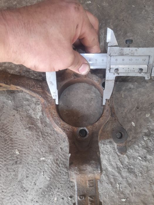 Кулак поворотний Опель